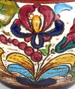 Vintage Italian Deruta Maiolica Vase - Art Nouveau flowers pattern hand painted on the porcelain