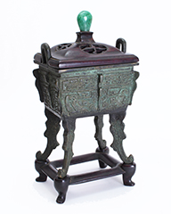 Antique Chinese Bronze Incense Holder - Chien Lung - Late 18th Century - Click for Detailed Info in our BidSpirit page