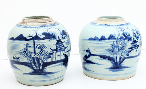 Antique Chinese Kangxi blue and white vase - 17th century - Click for Detailed Info in our BidSpirit page